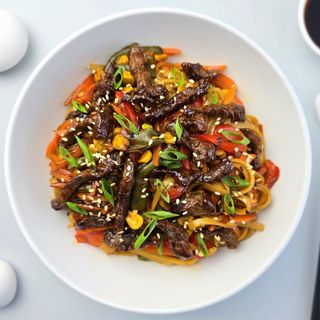 Удон з телятиною (400г)