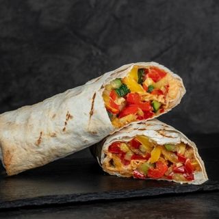 Шаурма з курячячим шашликом та овочами гриль