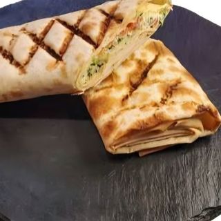 Сулугуні в лаваші