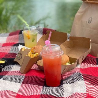 АКЦІЙНИЙ. Пікнік-Box "Класичний"