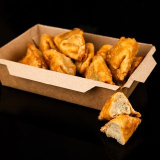 Гіози з куркою. (10 шт)