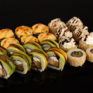 Сет «Мікс» (900г/24шт)