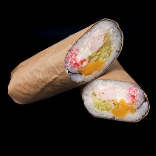 Сушіріто з креветками та персиками. (300г)