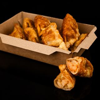 Гіози з креветками. (8шт)