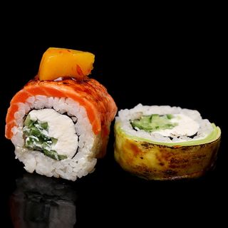  Філадельфія екзотична татакі. (300г/8шт)