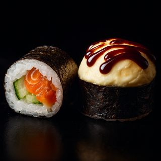 Запечений рол з лососем. (310г/8 шт)