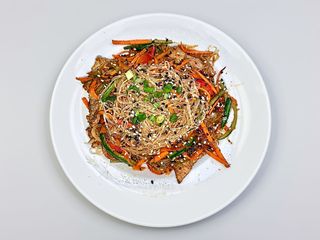 Фунчоза з морепродуктами (380г)