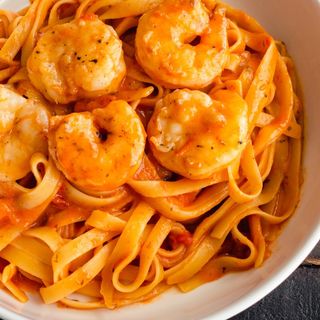 Удон по сингапурськи з креветками