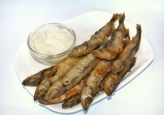 Мойва смажена з соусом тартар (200/50г)