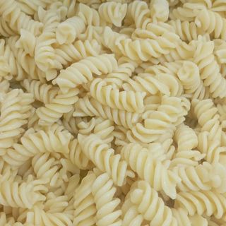 Макарони з підливою (300г)