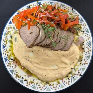 Салат з шашликом і маринованим перцем(280)