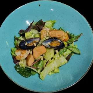 Салат з морепродуктами (250г)
