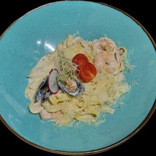 Паста з морепродуктами (280г)