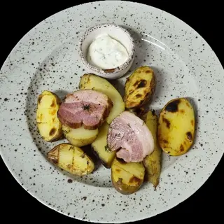 Картопля на мангалі з беконом (300г)