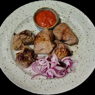 Шашлик з телятини (300/30 гр)
