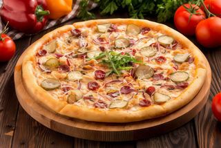 Тирольська (830)