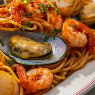   Удон з морепродуктами в соусі том ям