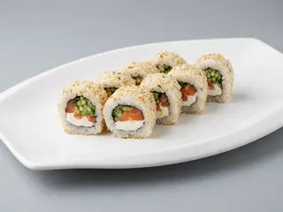 Рол Філадельфія з лососем в кунжуті (235г/8шт)