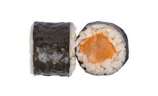 Макі Лосось (120г)