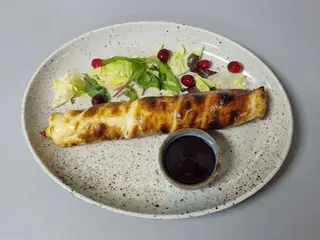 Запеченець з сиром сулугуні (270/30)