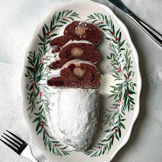 Шоколадний штолен з марципаном