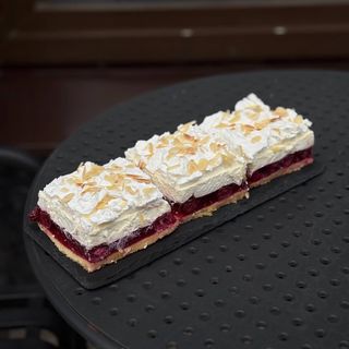 Вишнева ніжність