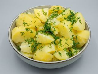 Картопля  молода з кропом (150г)