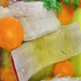 Язик зі свинини варений 50гр