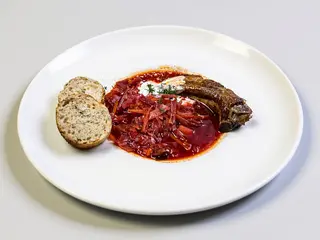 Борщ з свинячим ребром (400г)