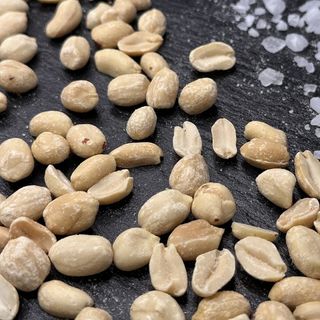 Арахіс смажений зі смаком телятини та аджики