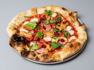 Піца Чотири м'яса (420г)