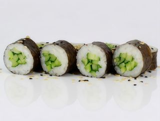 Макі рол з огірком (145г)