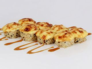 Рол запечена каліфорнія в кунжуті (375г)