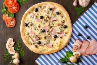 Піца Фірмова (30см)