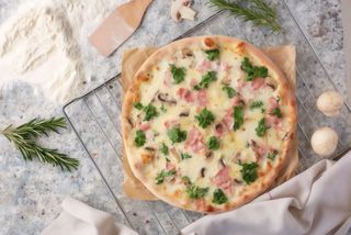 Піца зі шпинатом (30см)