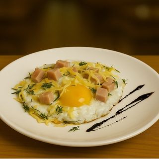 Яєчня з шинкою (150г)