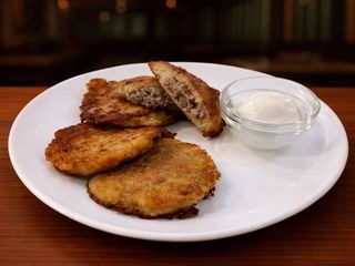 Деруни з м'ясом (250г)