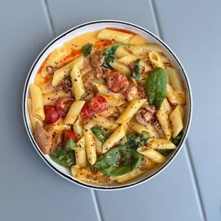 Паста з куркою