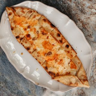 Пенірлі з сиром (грецька піца, 120 г)