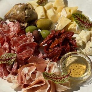 Плато антипасті мале (300 г)