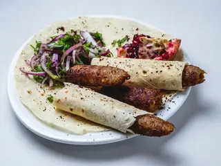 Люля Кебаб на Мангалі з Телятиною По-Арабськи