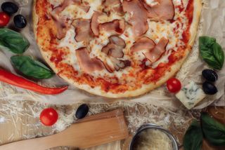 Піца 4 м'яса (200 г)