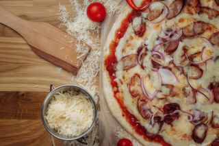 Піца Баварська (520г)