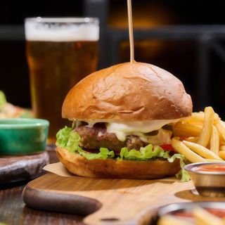 Бургер з яловичиною (400г)