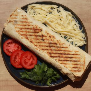 Сулугуні в лаваші