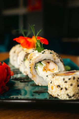 Каліфорнія з вугрем (240г)