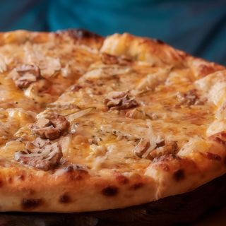 Піца чотири сири (440г)