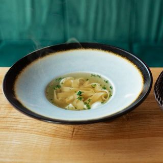 Курячий бульйон з локшиною (250г)