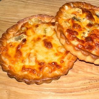 Тарталетка "Чотири сири"