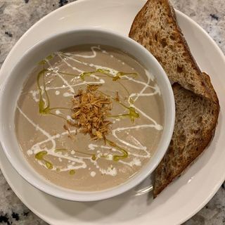 Грибний крем суп з трюфельною олією